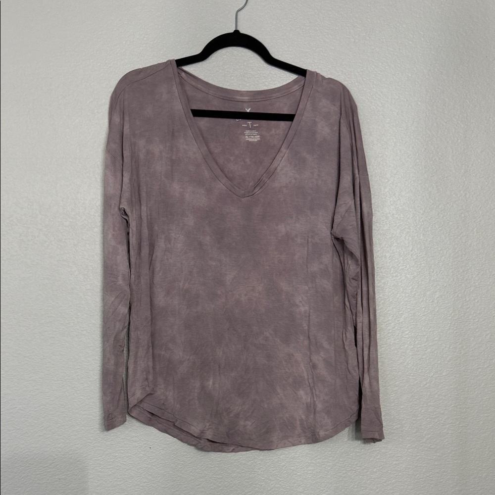 American Eagle Outfitters Mauve Long Sleeve Tee